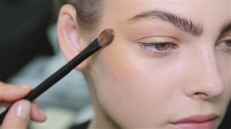 chanel backstage makeup 2018|Recreate the Fall.